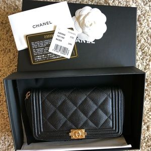 Chanel Boy Zipped Wallet
